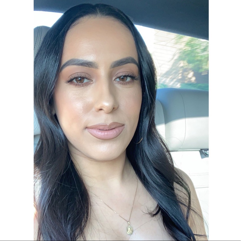 Meet your Posher, Sharlene